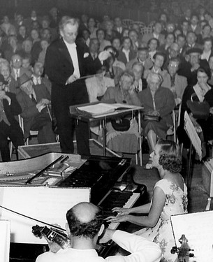 Concert Vichy direction H.Tomasi 1955 -.jpg